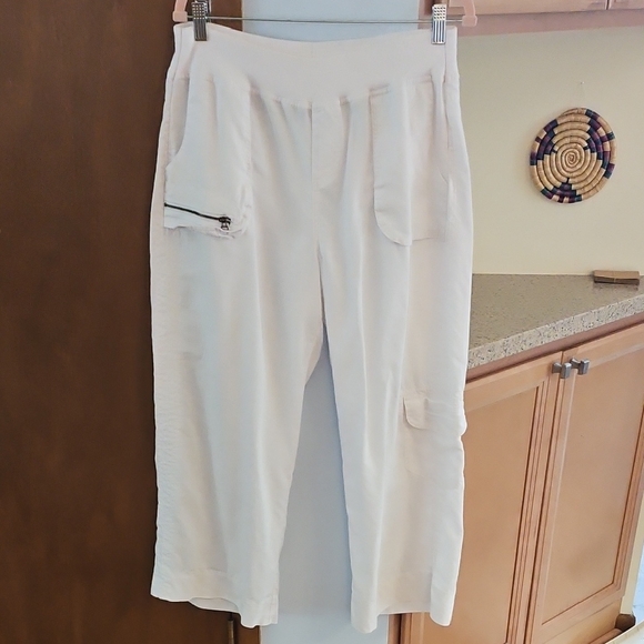 Soft Surroundings Ramie Cargo Lightweight Wide Leg Pants - Picture 1 of 15